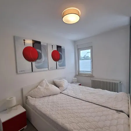 Ferienhaus Wacholderweg بيت للعطل *